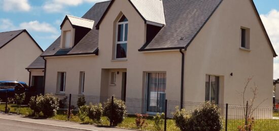 Maison traditionnelle 150 m² à Veigné