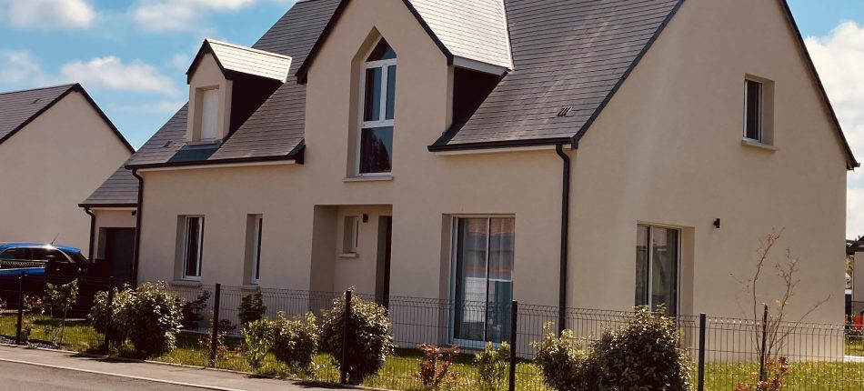 Maison traditionnelle 150 m² à Veigné 