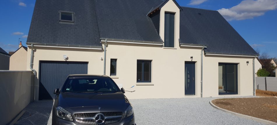 Maison traditionnelle à étage de 140 m² à Esvres 